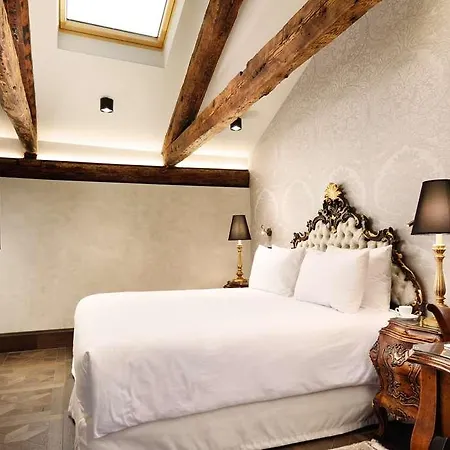 Hotel Theodora Empress *