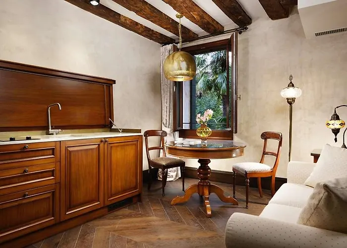 Theodora Empress Hotell Venedig