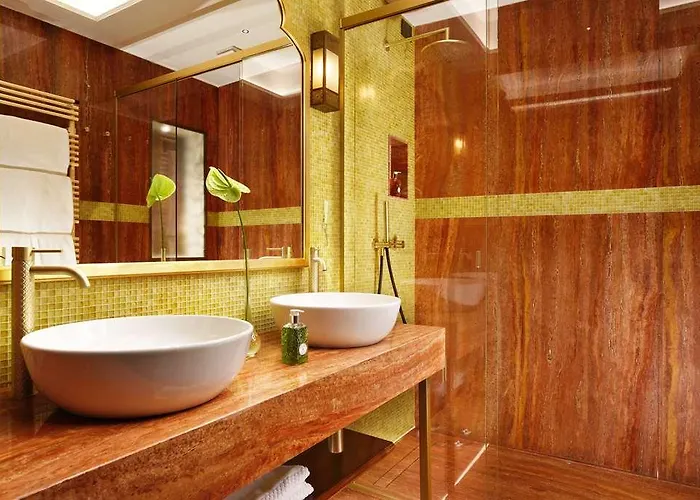 Theodora Empress Szálloda *